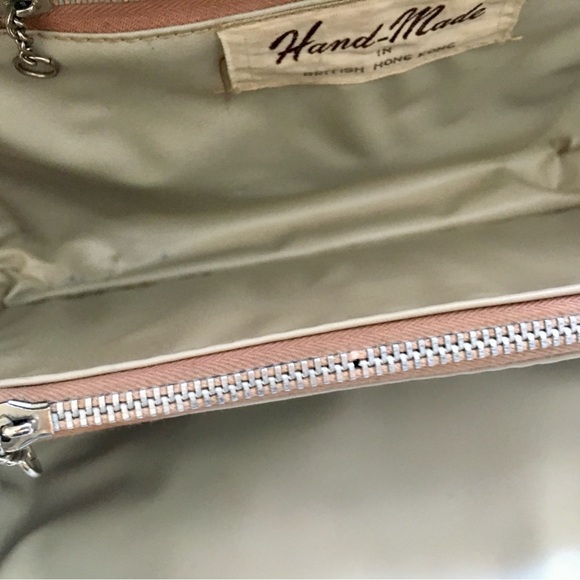 VTG BRITISH CROWN COLONY HONG KONG Purse Handbag Wicker Natural Gold - Picture 7 of 9